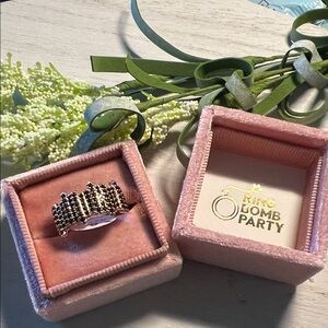 Bomb Party “sparkling fields” size 9